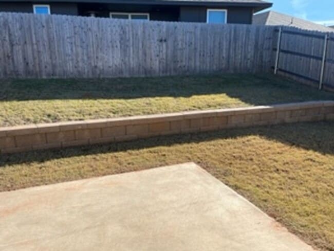 Building Photo - 4612 Emerald Knoll Rd