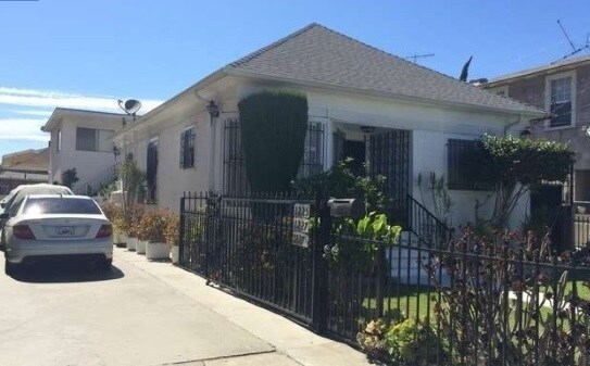 Primary Photo - Koreatown Triplex - Pico & Normandie