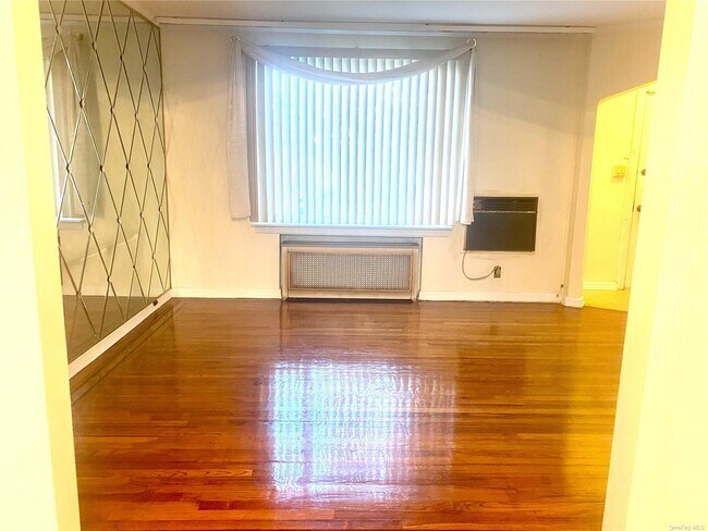 Foto del edificio - 115-68 229th St