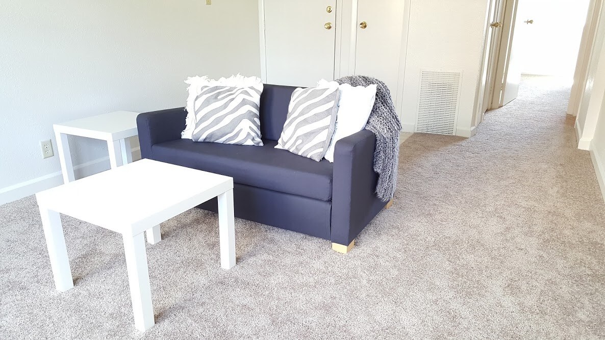 601 21st Ave Pl, Coralville, IA 52241 Condo for Rent in Coralville