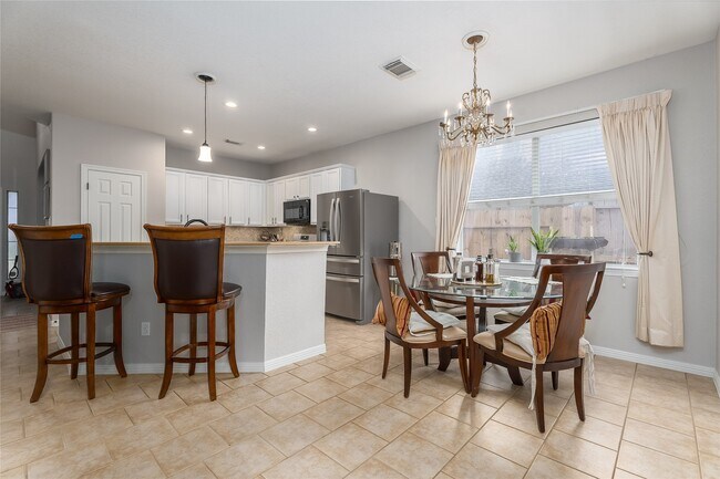 Foto del edificio - 6142 Bradie Ct