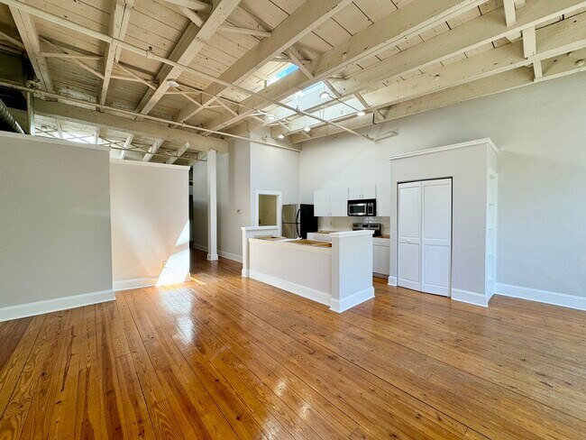 Apartamentos recientemente renovados - Lofts at Sherman Mills