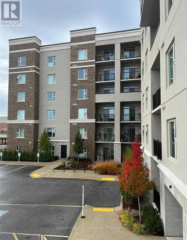 Building Photo - 610-610 Farmstead Dr