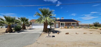 Building Photo - 74242 Pinon Dr