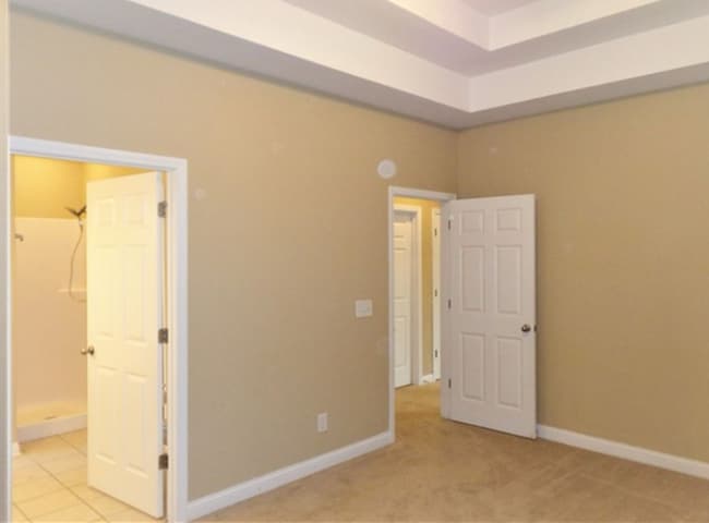 Building Photo - 1017 Stonehollow Way