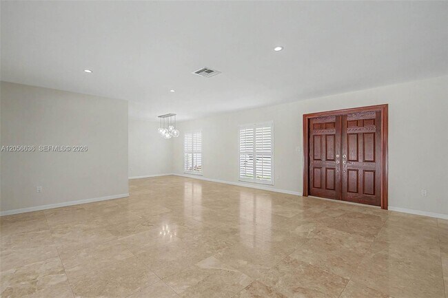Building Photo - 15540 SW 82nd Ct