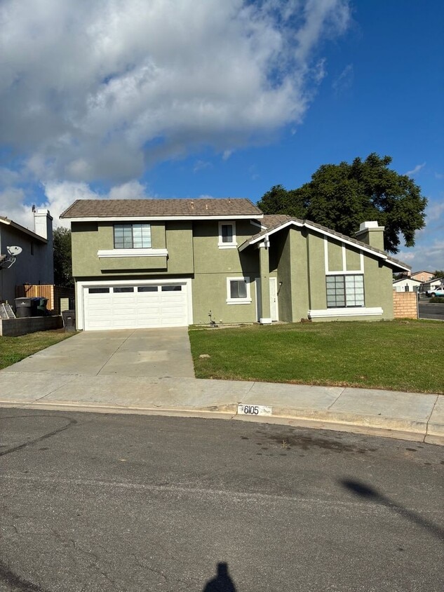 ( ( ( Coming Soon ) ) ) 3 bed 2.5 bath La Sierra Home - ( ( ( Coming Soon ) ) )  3 bed 2.5 bath La...