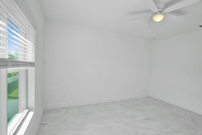 Building Photo - Gorgeous New 3 bedroom 2.5 Townhouse in Deerfield Beach, Sandpiper Pointe (2 Story)