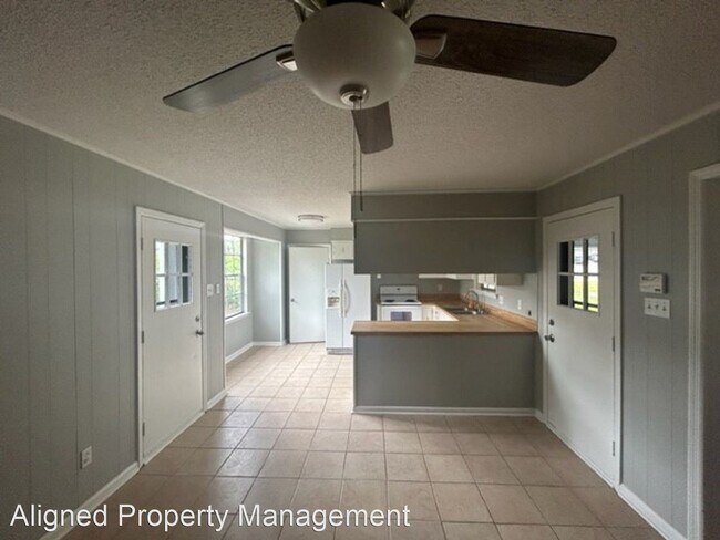 Building Photo - 3 br, 2 bath House - 17 Valerie Court