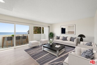 Building Photo - 18004 Coastline Dr