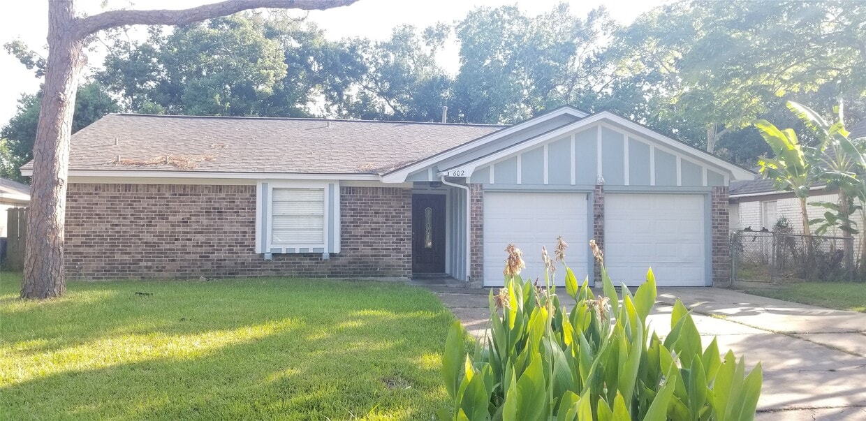 Foto principal - 602 Kirkwood St