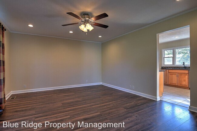 Building Photo - 3 br, 2 bath House - 609 Midfield Drive