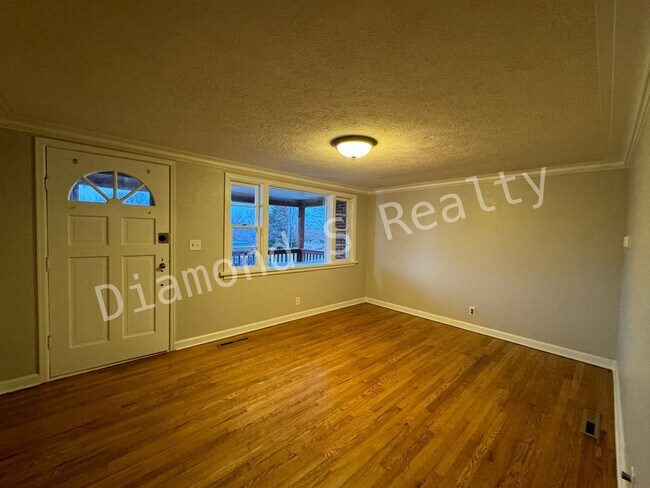 Foto del edificio - 3435 S Sulgrove Ave