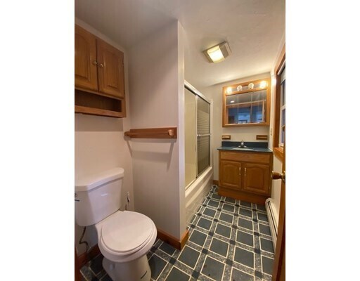 Building Photo - 46 Elm St