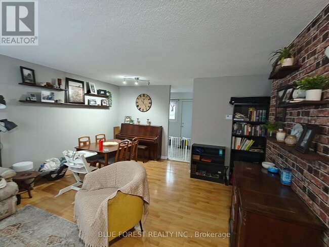 Photo du bâtiment - 1725 Ernest Ave