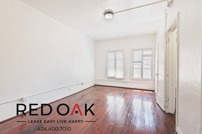 Foto del edificio - 854 S Oxford Ave