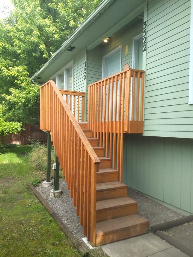Entrance - 3524 E Hartson Ave