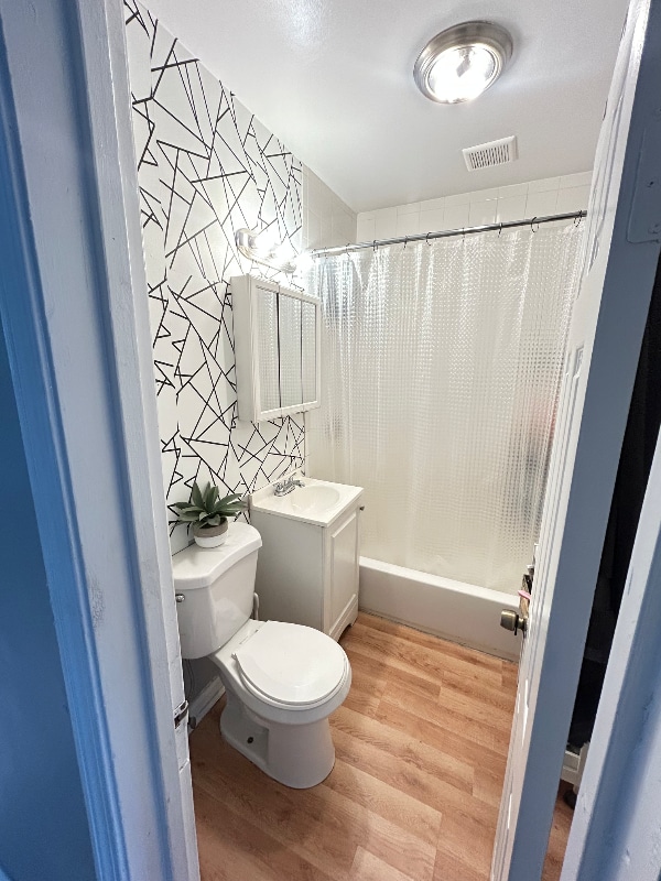 Foto del edificio - 8213 S Houston Ave