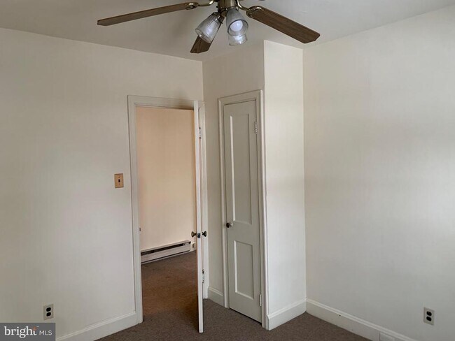 Foto del edificio - 304 Cherry St