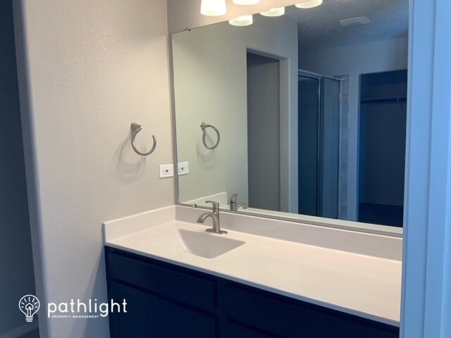 Foto del edificio - 5852 Colfax Pl NE