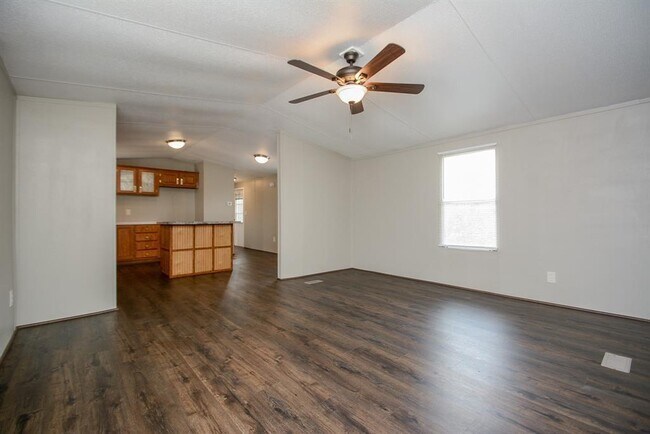Building Photo - 22594 Cuttler Rd