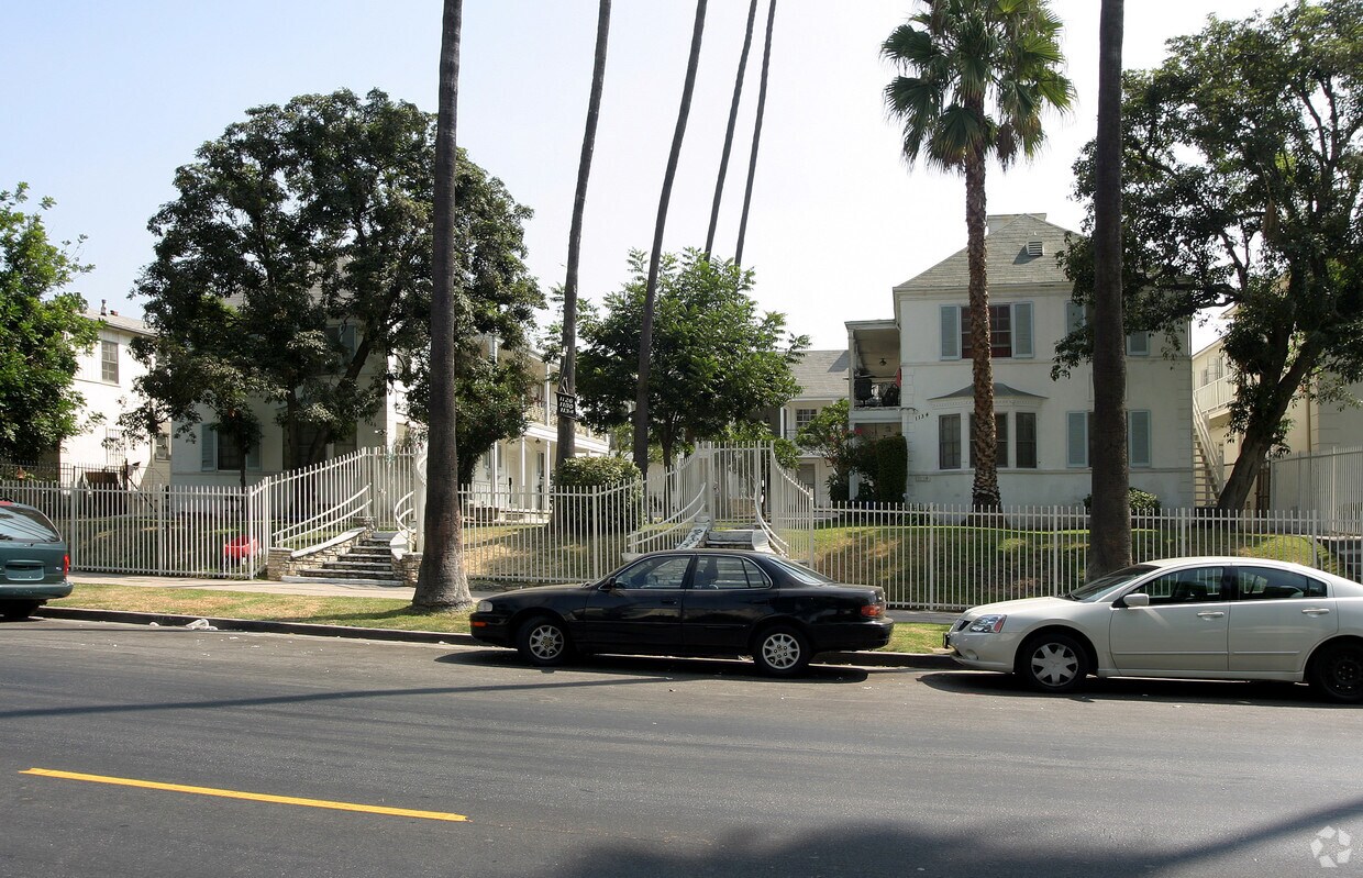 Primary Photo - 1126 S Westmoreland Ave