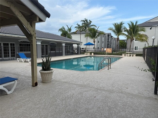 Foto del edificio - 15480 SW 284th St