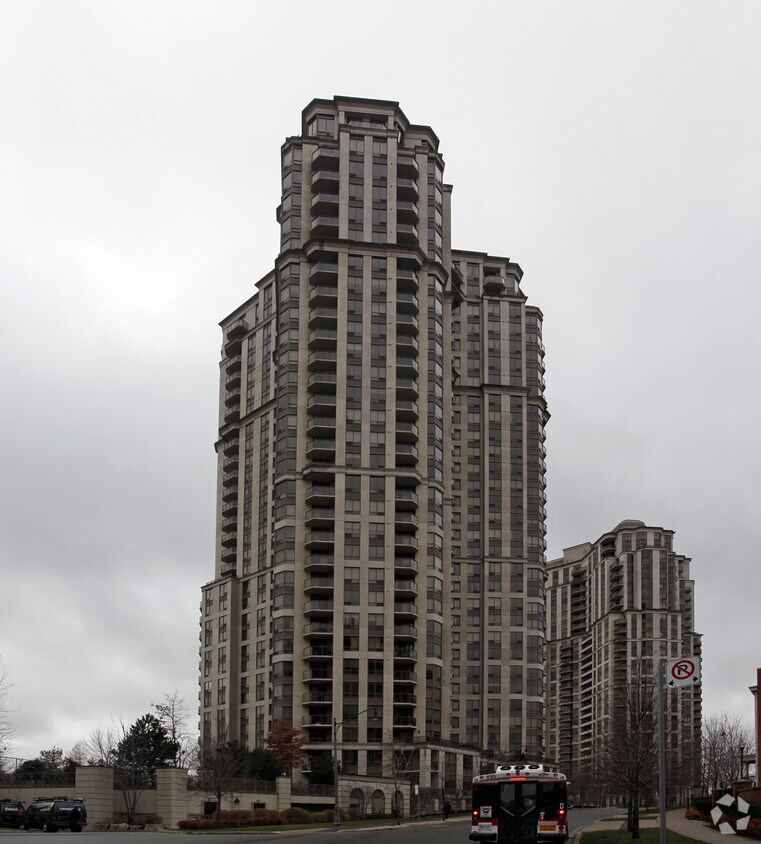 Building Photo - Skymark Centre at Avondale