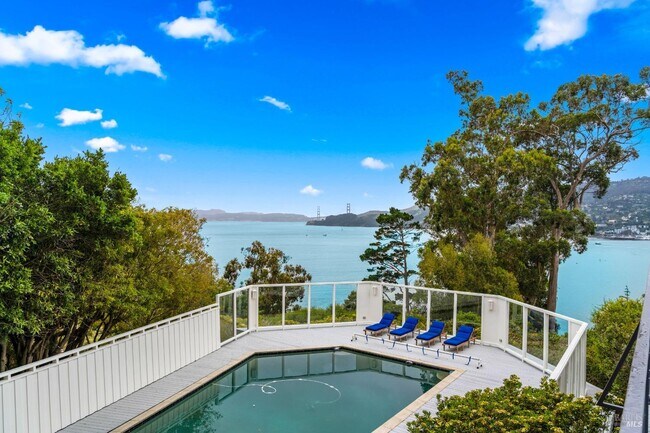 Foto del edificio - 30 Eucalyptus Rd