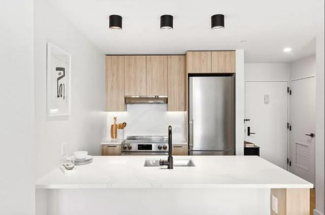 Foto del edificio - 0 bedroom in Queens NY 11101