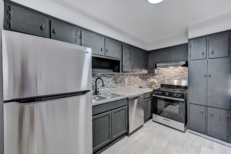 Foto principal - 3494 Madison St