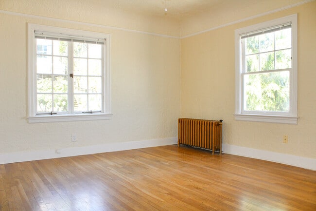 BEDROOM - Charmain Apartments