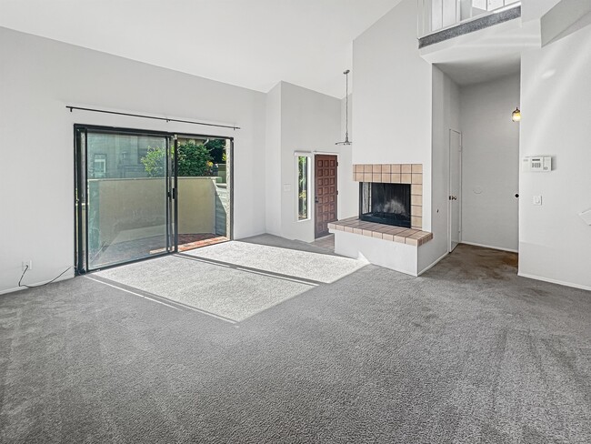 Building Photo - 3312 Caminito Eastbluff
