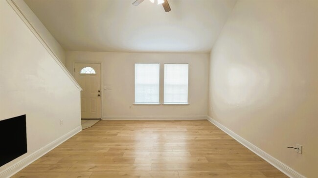 Foto del edificio - 3189 Sawtooth Dr