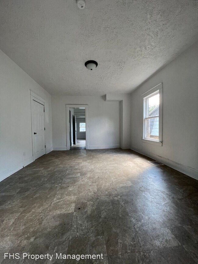 Foto del edificio - 1 br, 1 bath House - 1032 E Commercial Unit C
