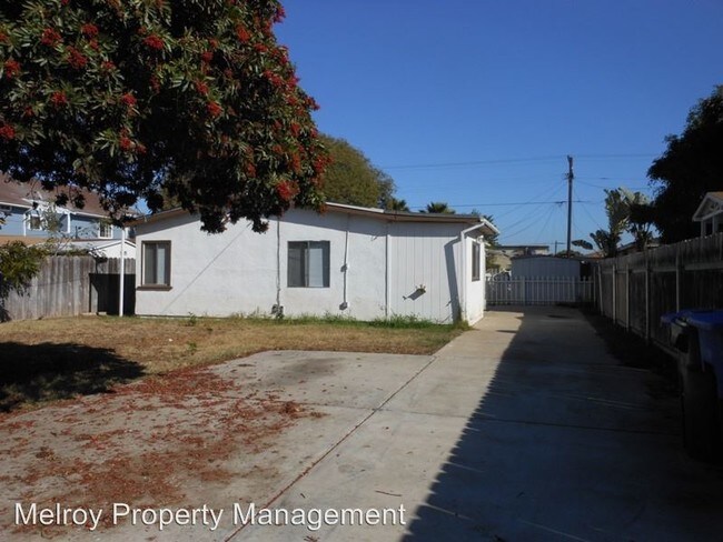 Building Photo - 820 10th St