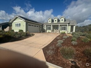 Building Photo - 1440 Blush Ln