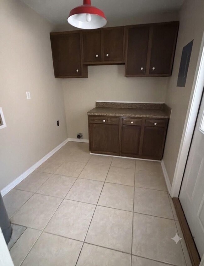 Foto del edificio - 208 Oak St SE