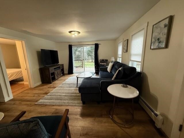 Foto del edificio - 119 Winn Hill Rd