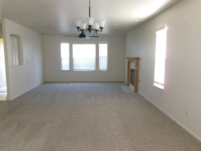 Building Photo - 218 Idlewild Dr