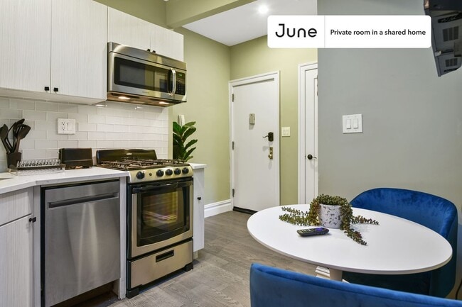 Building Photo - Room in Shared 3 bed/1 bath home in East Village
