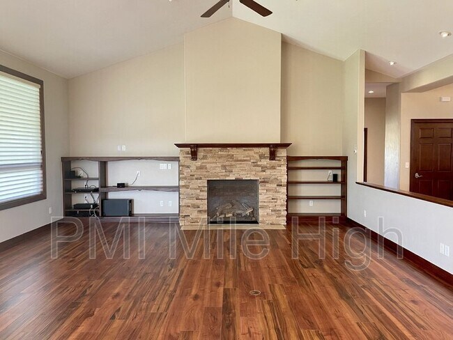 Building Photo - 8025 W 106th Ave