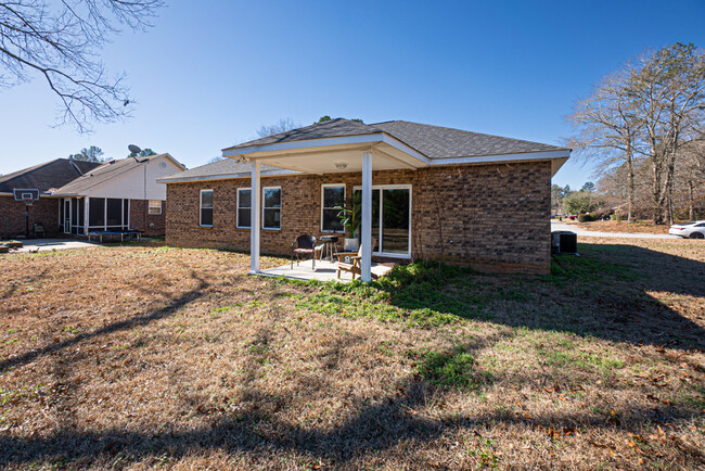 Building Photo - 1243 Glastonbury Rd