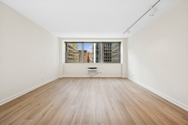 Foto del edificio - 253 E Delaware Pl