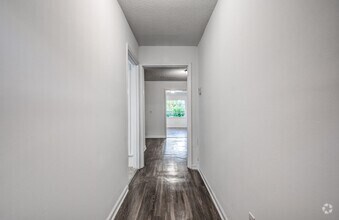 Building Photo - 2735 Brentwood Cove