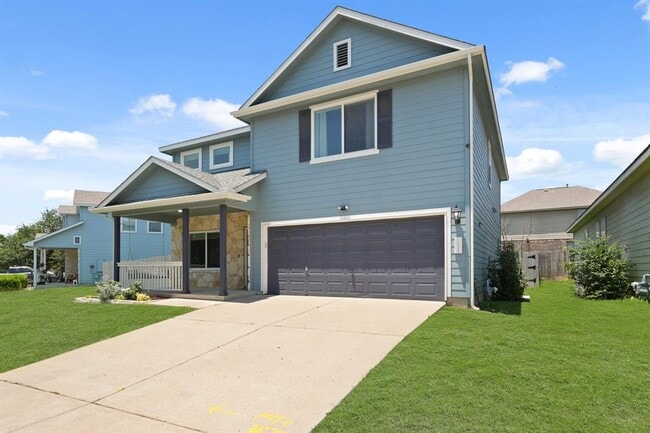 Building Photo - 1121 Boxwood Loop