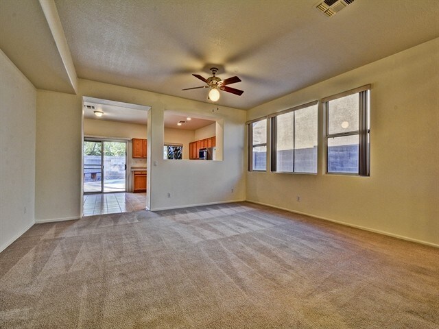 Foto del edificio - 3930 N 143rd Ln