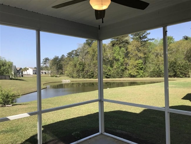 Foto del edificio - 9745 Seed St