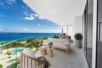 Building Photo - 153 N Seabreeze Blvd