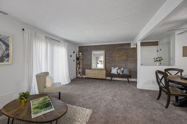 Foto del edificio - Millcroft Apartments
